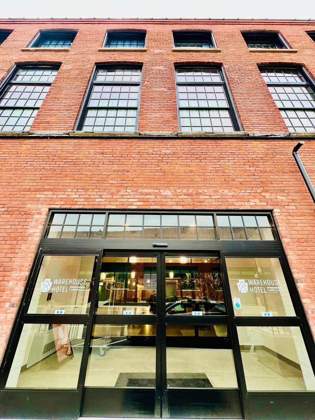 The Warehouse Hotel At Champion Mill Hamilton Eksteriør billede